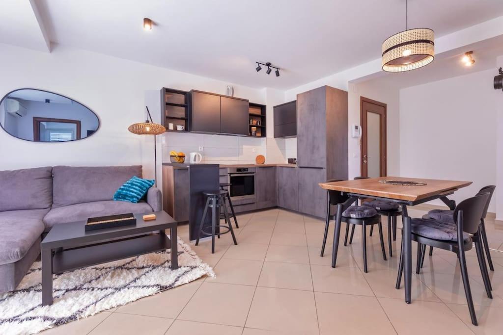 Stylish Two Bedroom Apartment&Garage Parking Place Dubrovnik Exterior photo