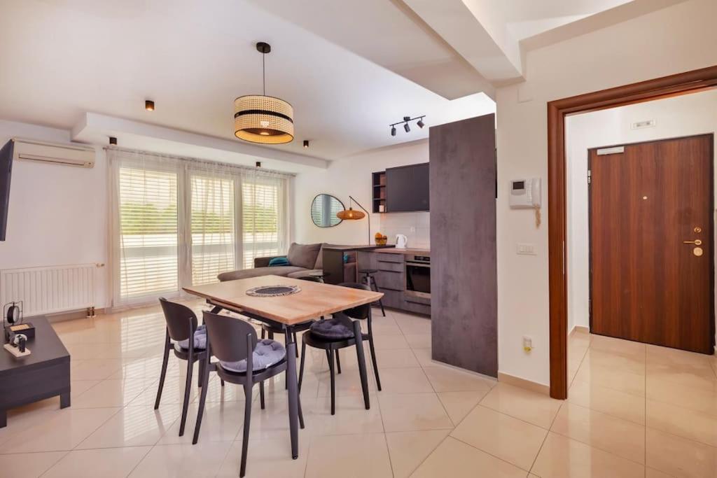 Stylish Two Bedroom Apartment&Garage Parking Place Dubrovnik Exterior photo